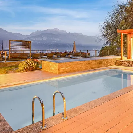 Luxury Penthouse View Pool Terrasse Sauna Appartamento *