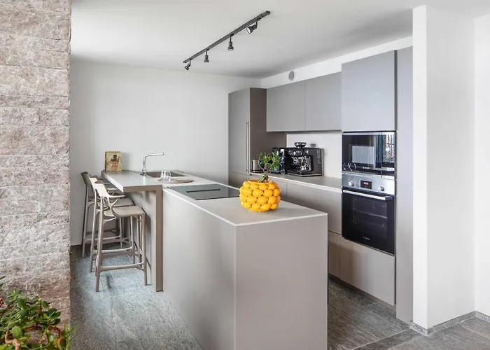 Luxury Penthouse View Pool Terrasse Sauna Apartamento