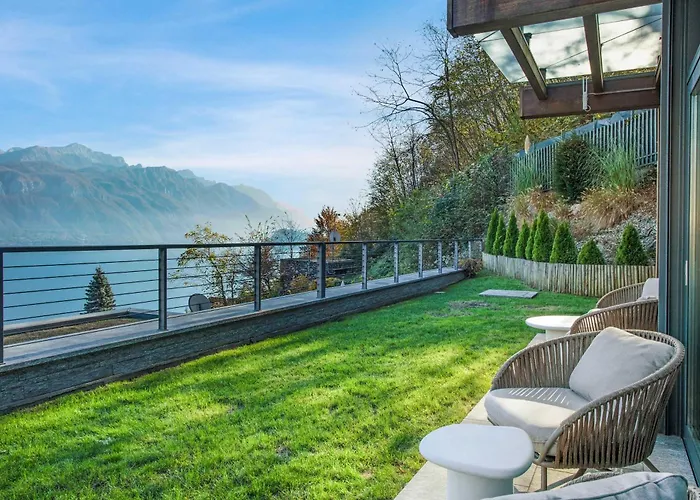 Luxury Penthouse View Pool Terrasse Sauna מנאג'יו