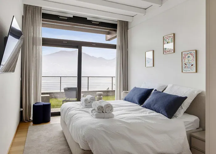 Appartement Luxury Penthouse View Pool Terrasse Sauna *
